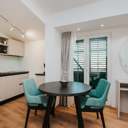 Apartman News